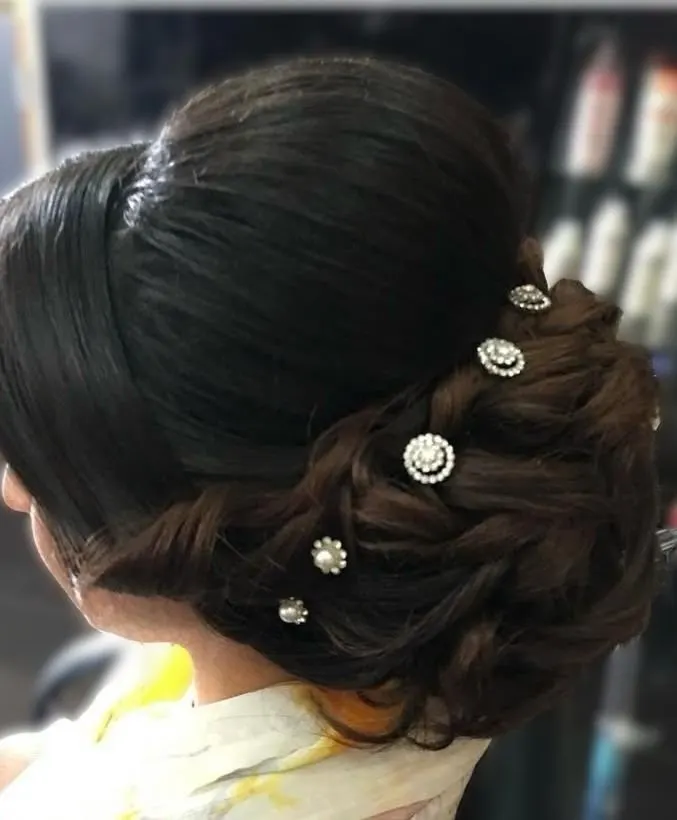 Coiffure événementielle réalisée au salon