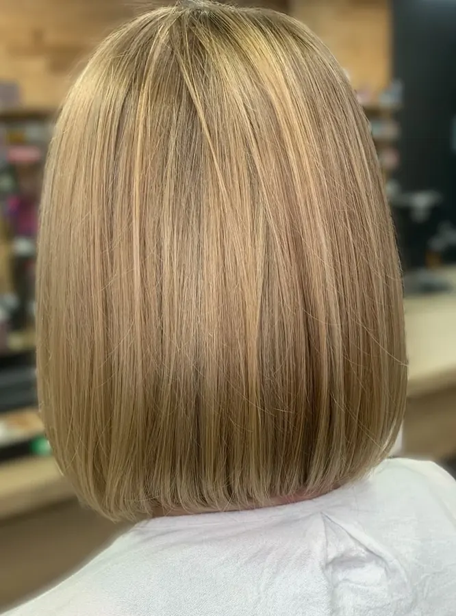 Coupe réalisée au salon