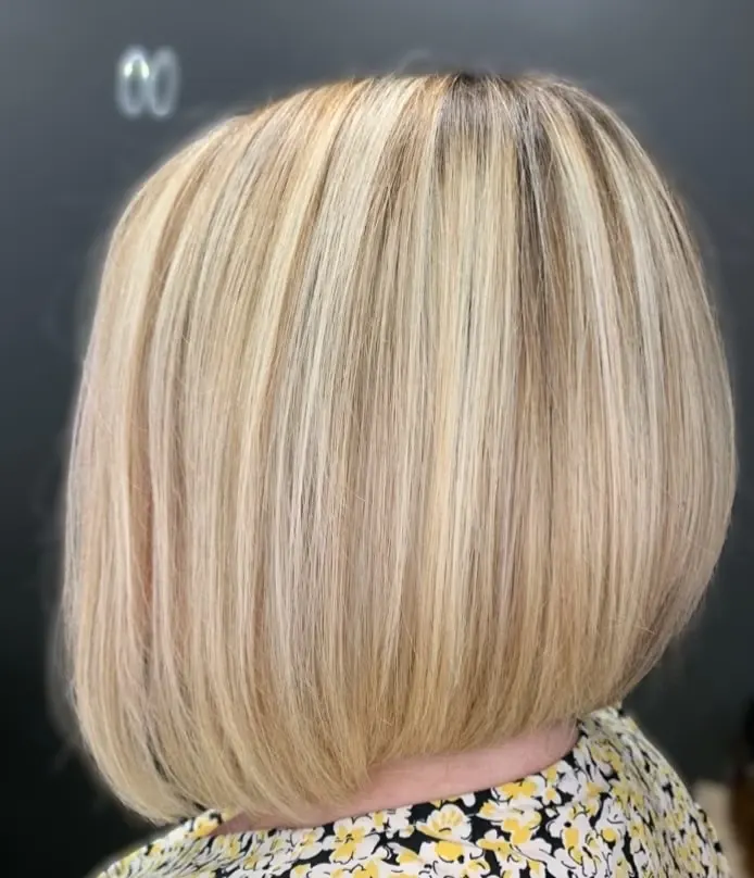 Coupe réalisée au salon